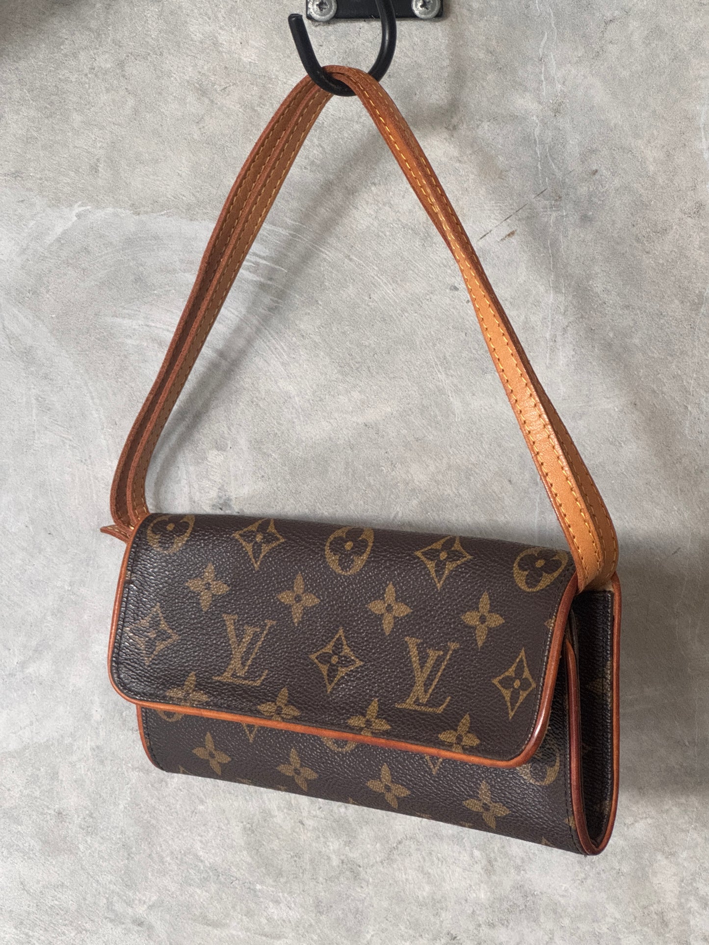 LOUIS VUITTON TWIN CLOTH HANDBAG