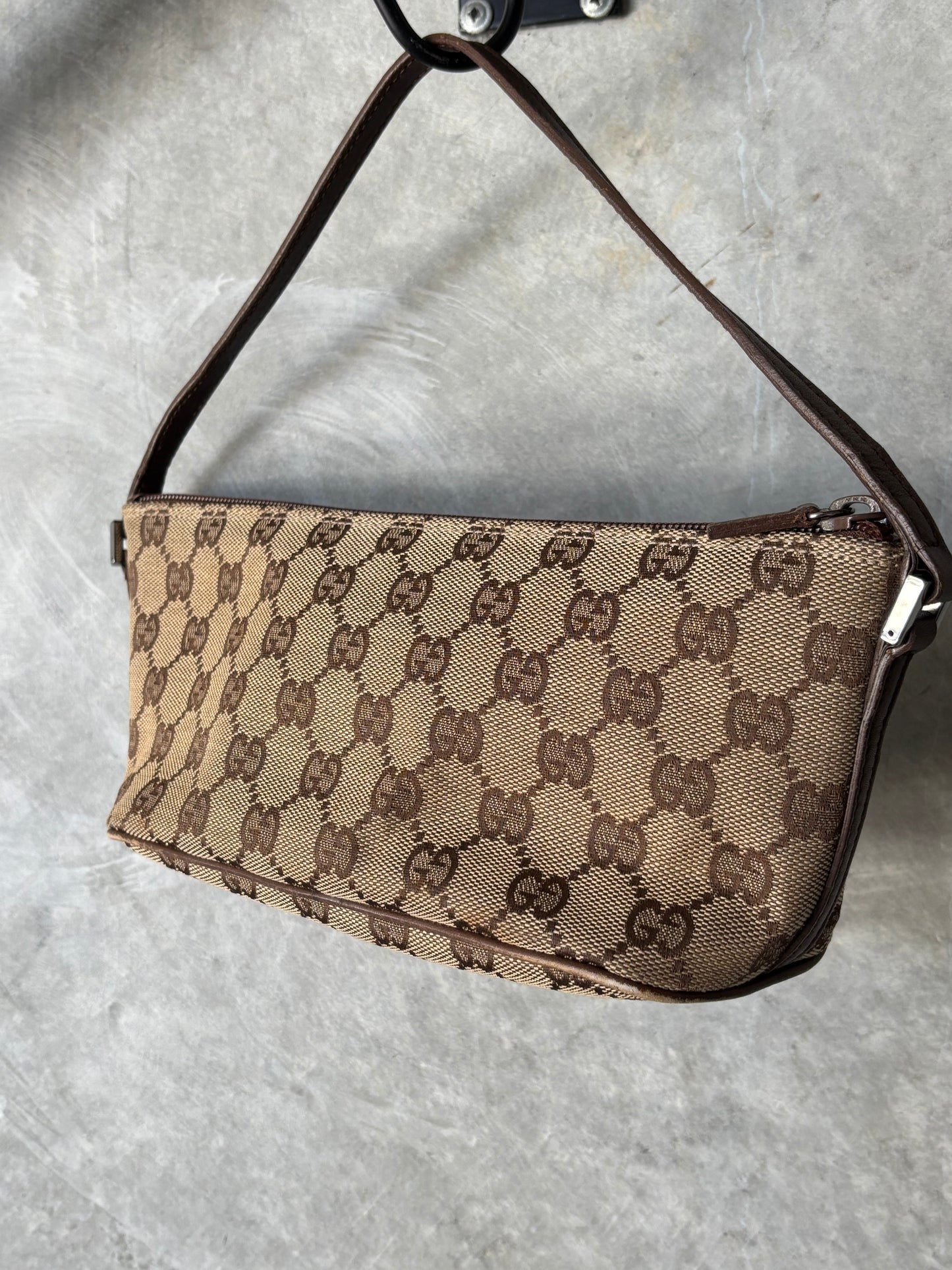 GUCCI GG CANVAS POCHETTE BEIGE