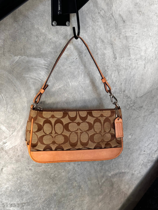 VINTAGE COACH DEMI TAN POCHETTE SHOULDER BAG